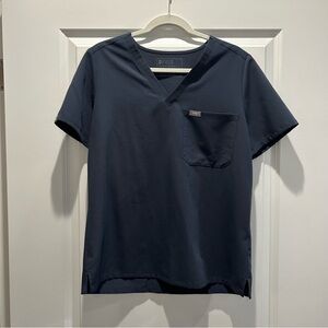 Figs grey/blue scrub top